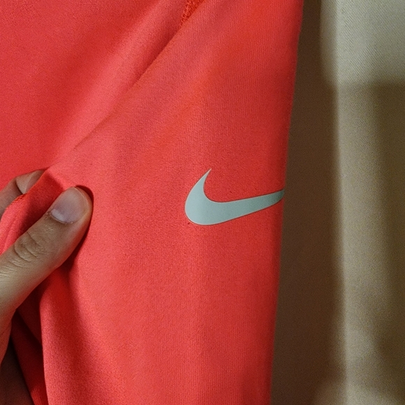 Nike Pro Hot Pink Sweater - Picture 5 of 9